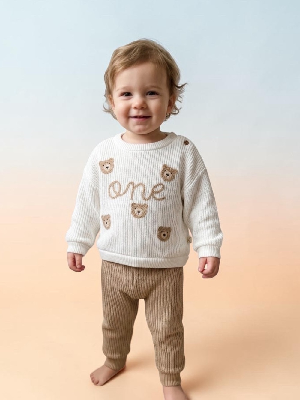 🎉 (18m) Snug Gender Neutral “ONE” Teddy Bear Knit Sweater + Pants Set
